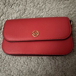 NWT! Michael Kors Jet Set Travel Small Crossbody Bag (Light Berry Sorbet)